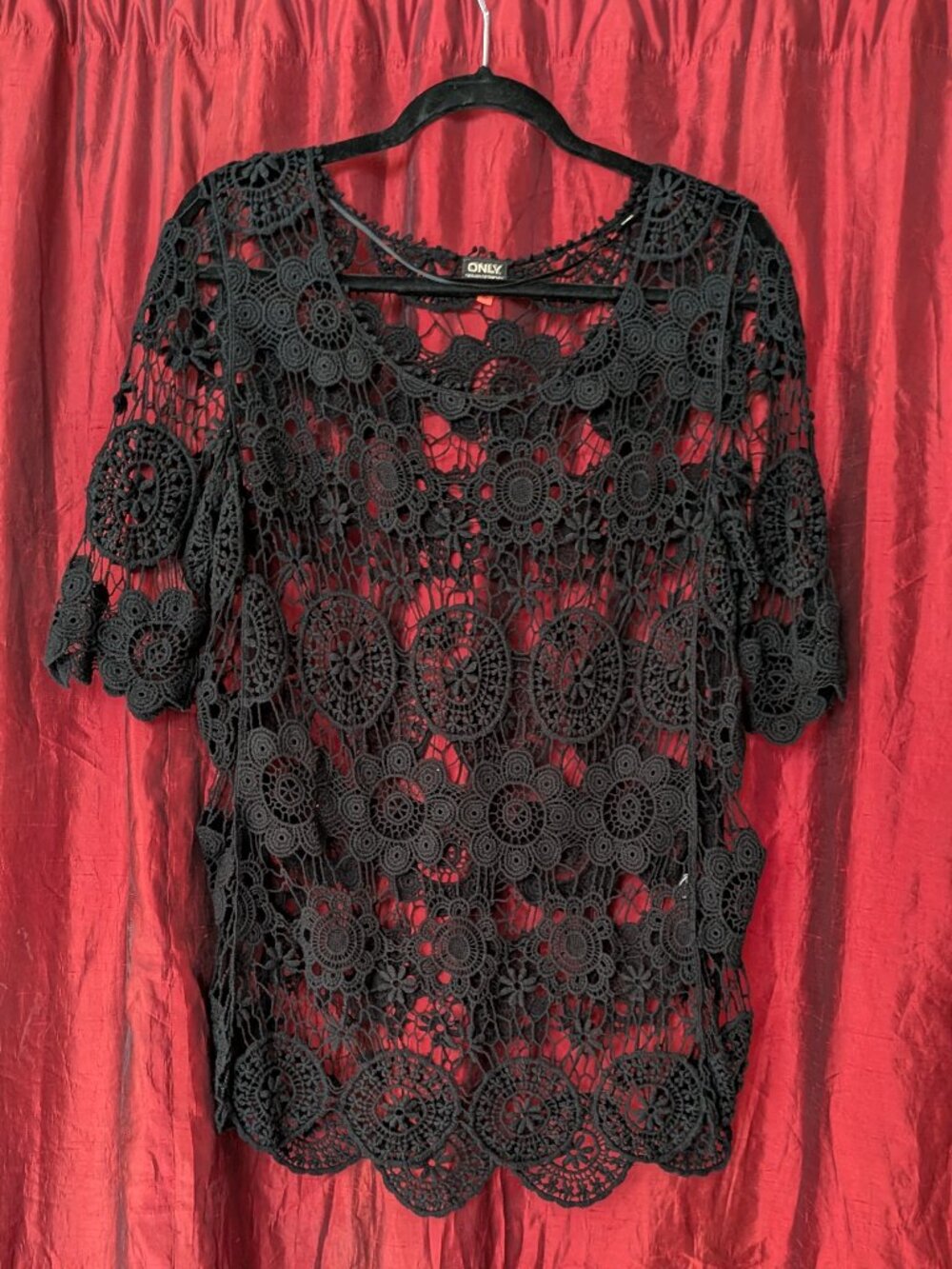Black crocheted cotton blouse XL